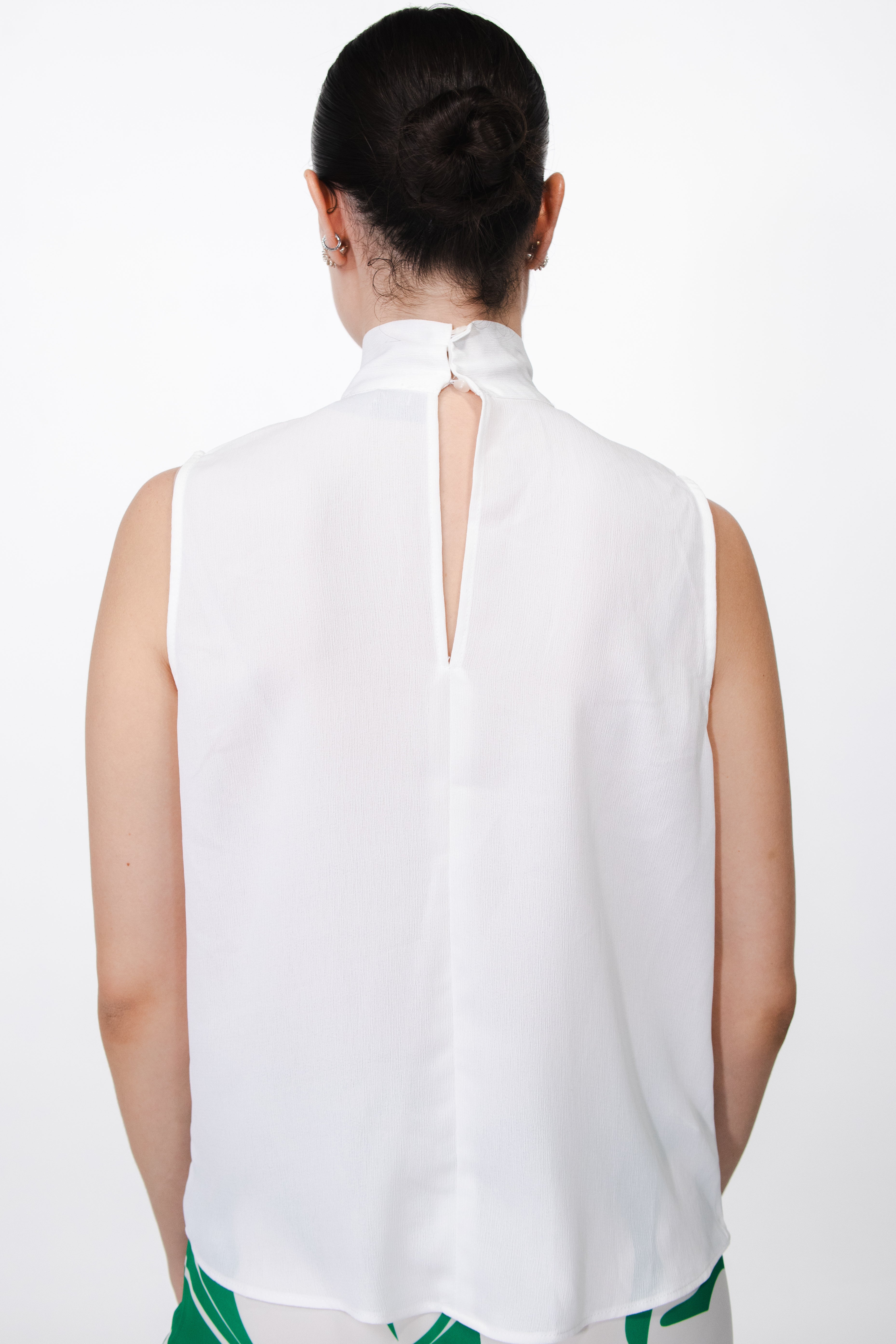CARLOTTA Blusa Halter con Lazada